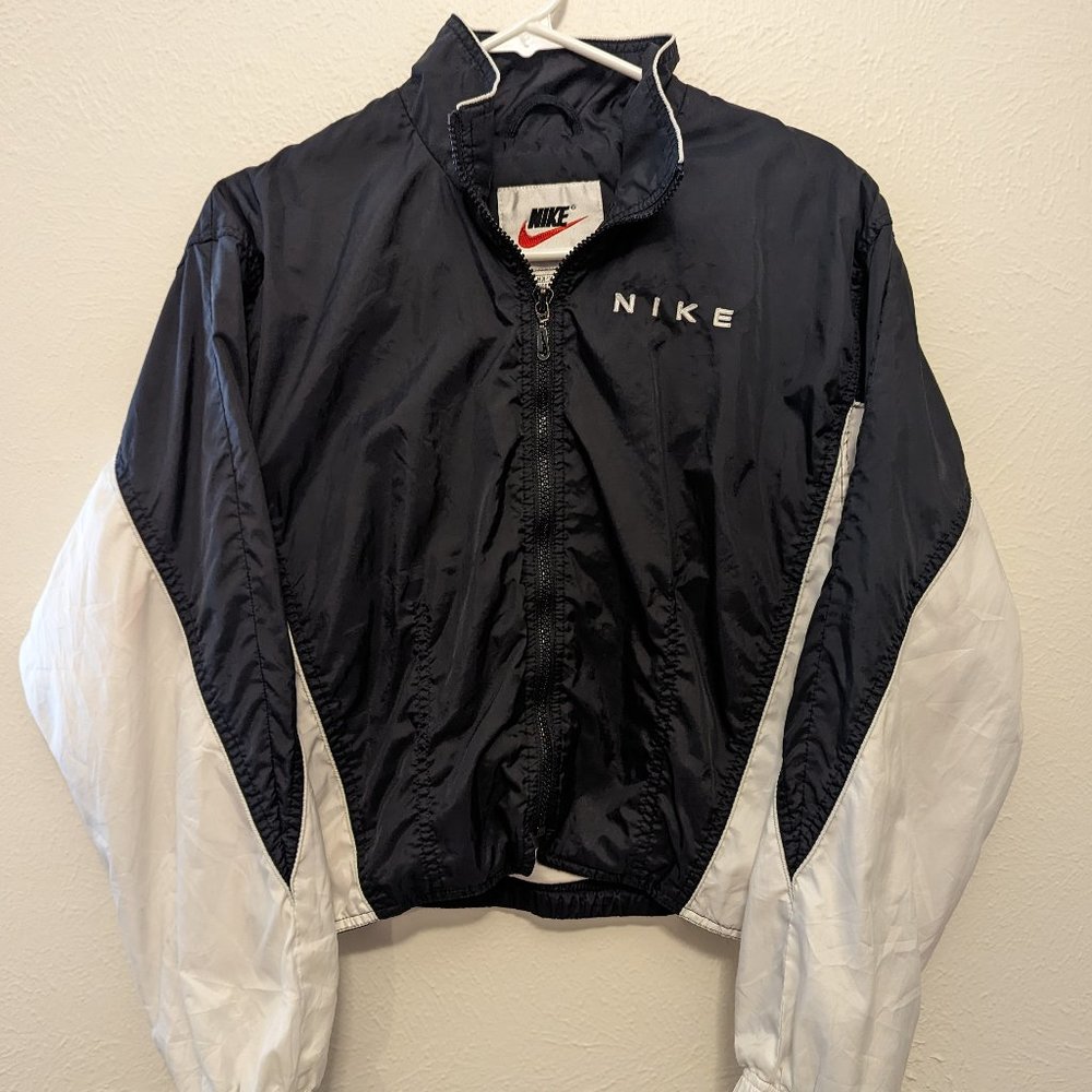 Vintage Nike Embroidered Cropped Women's Windbreaker